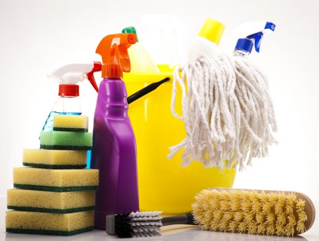 Customer concern being recorded for a carpet cleaning service review